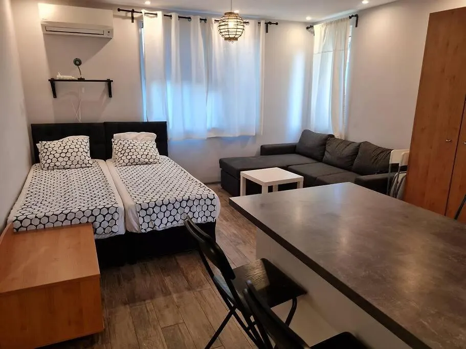 Apartment Studio Slavyanska Varna